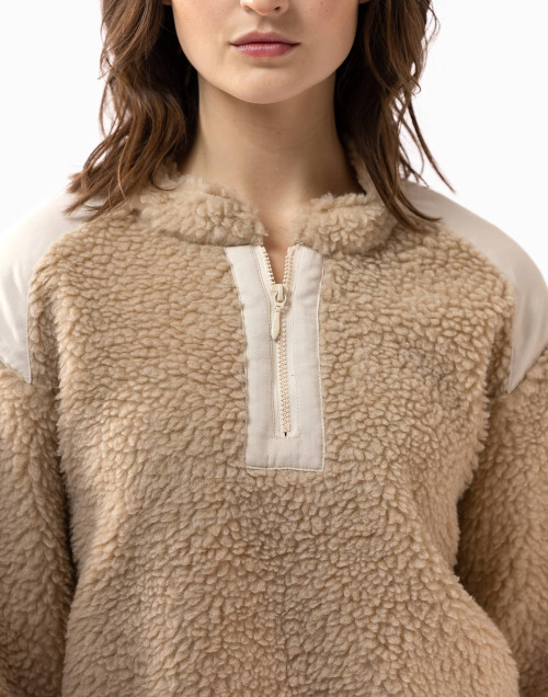 Sweat en moumoute beige ANGORA 630 beige