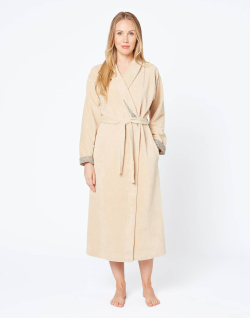 Bathrobe in plush bamboo fabric ESSENTIEL H66A nougat | Lingerie le Chat