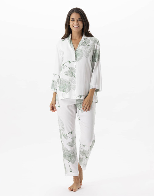 Buttoned pyjamas with plant pattern in 100% viscose GINKGO 706 khaki