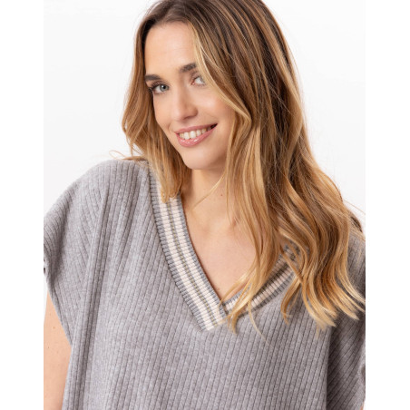 Knitted sweater poncho ESMEE 831 Grey | Lingerie le Chat