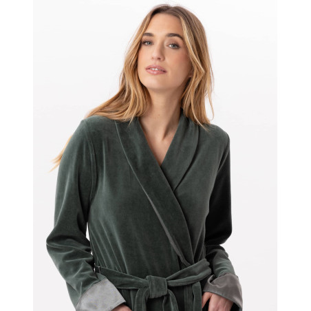 Velvet bathrobe ESSENTIEL 867 Moss Green | Lingerie le Chat