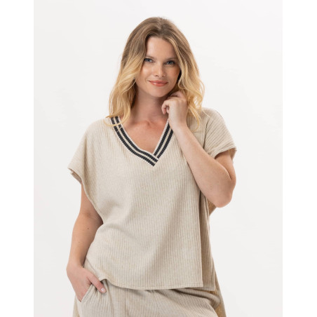 Knitted sweater poncho ESMEE 831 Beige | Lingerie le Chat